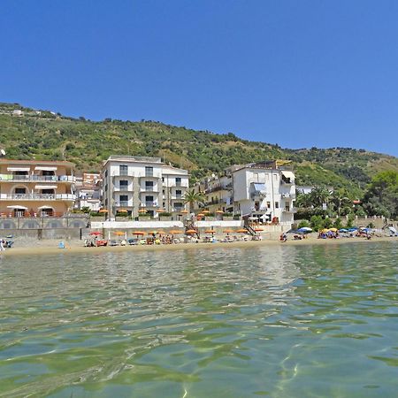 Acciaroli Vacanze Residence מראה חיצוני תמונה